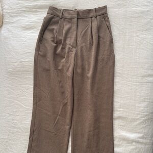 Abercrombie & Fitch Pleated Straight Leg Trousers